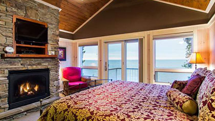 Up North Main LodgeStandard King